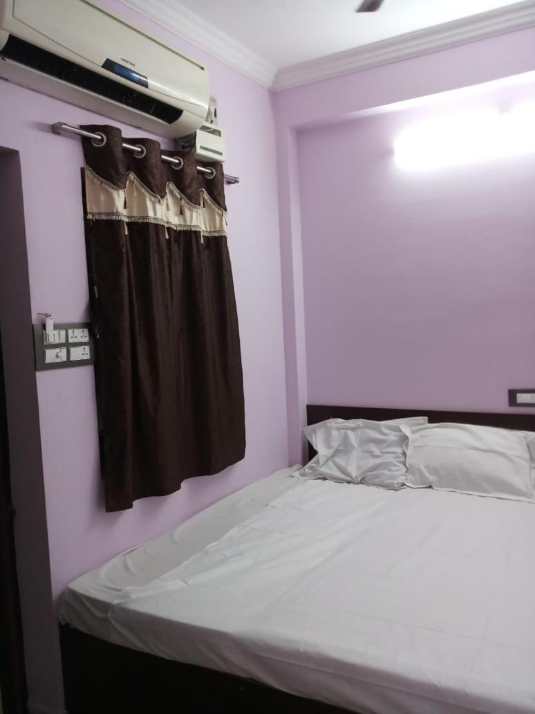 Sri Kousthubham Residency Hotell Tirupati Exteriör bild