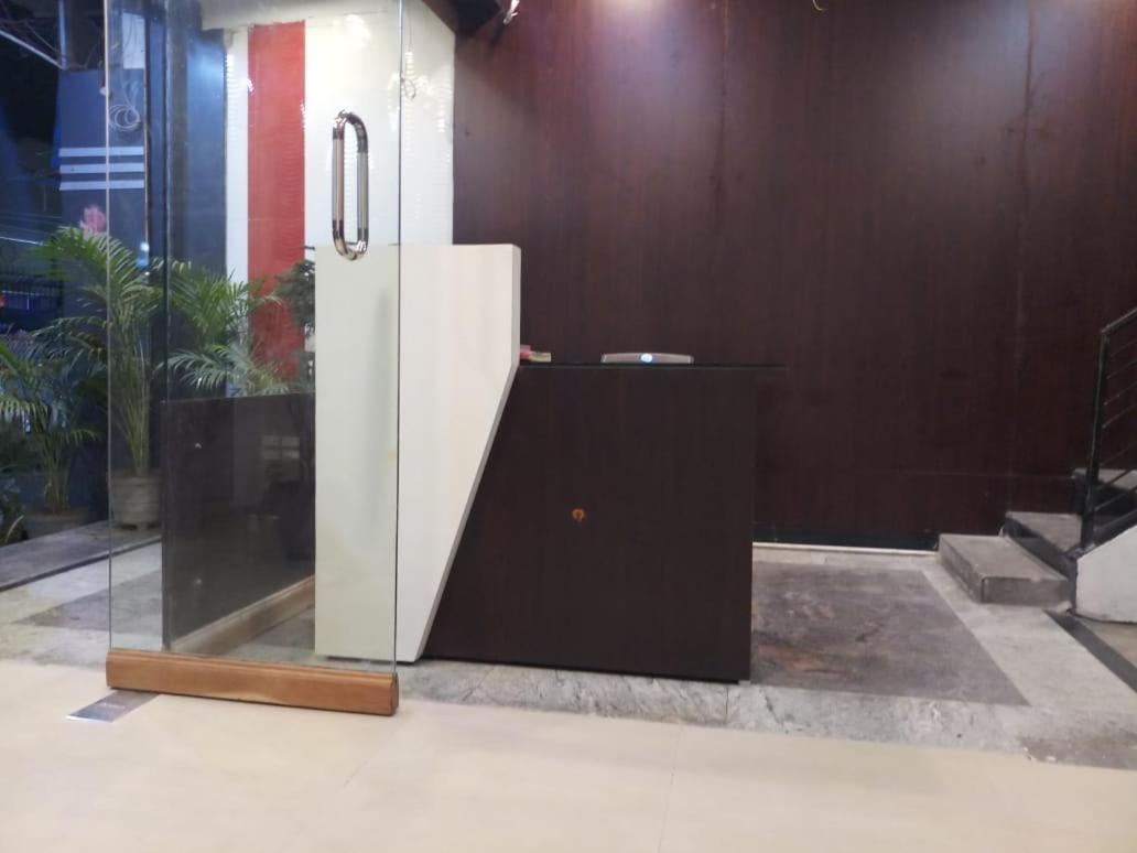 Sri Kousthubham Residency Hotell Tirupati Exteriör bild